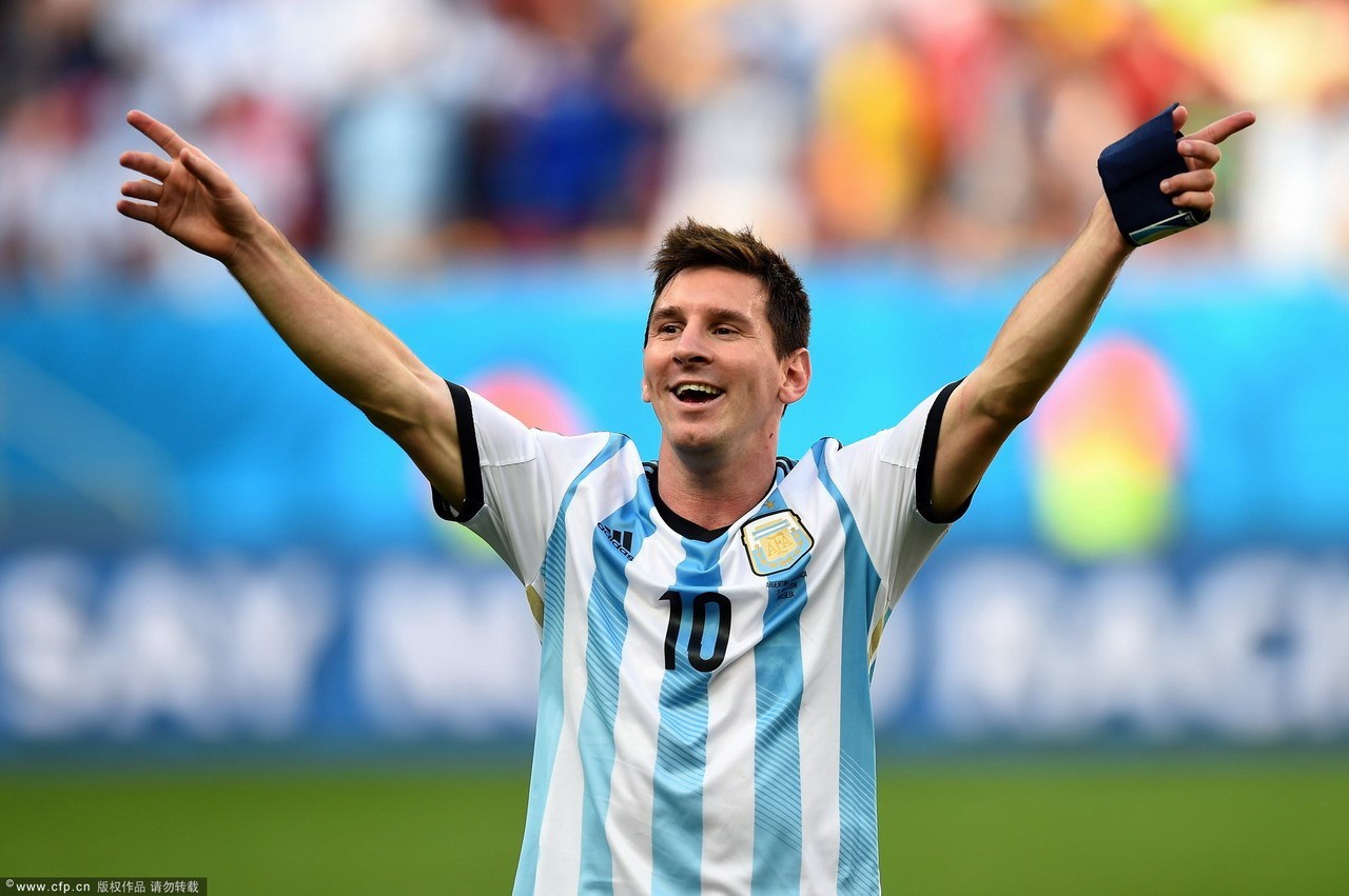 “铭记历史·开创未来”海报设计展在湖北美术学院举办